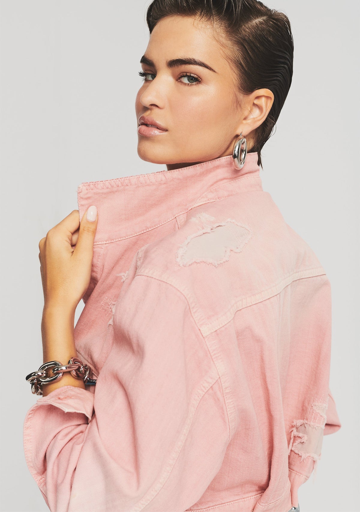 Ryan Cropped Jacket by SEROYA in Vintage Blush, product image 2