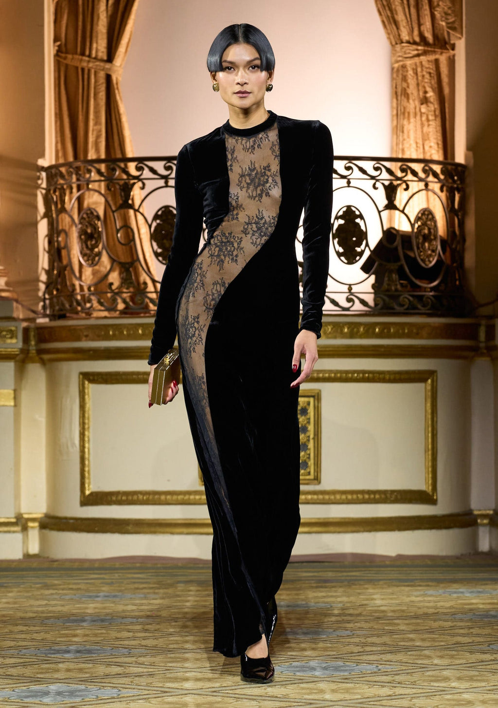 Donatella Velvet Dress by retrofête in Black, product image 2