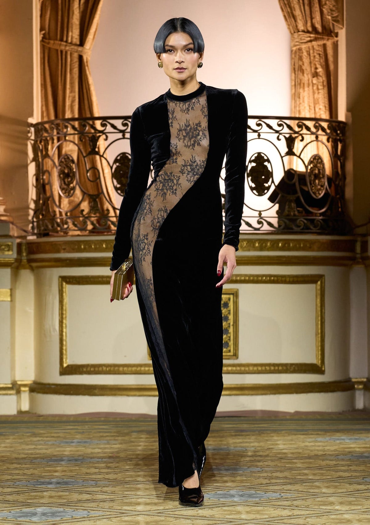 Donatella Velvet Dress by retrofête in Black, product image 2